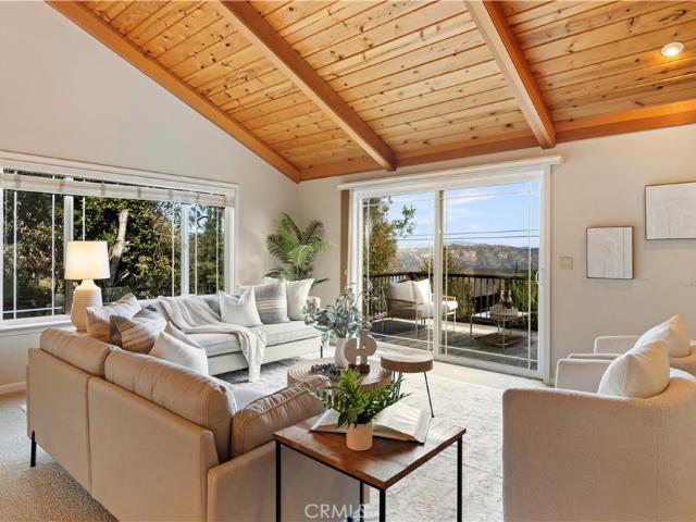 3609 Greenwood Drive