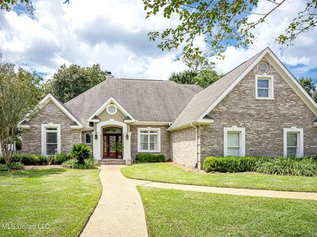 3609 Perryman Rd, Ocean Springs, MS 39564