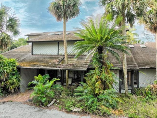 3600 Heritage Ln, Fort Myers, FL 33908 | MLS #226005
