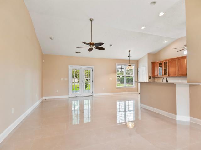 3600 Kingsley Dr