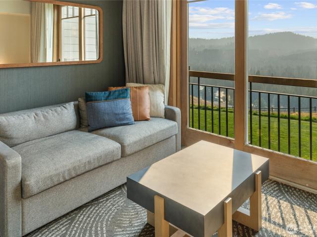 3600 Suncadia Trail # 2033