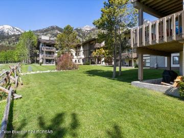 3600 W Michael Dr, Unit D42, Teton Village, WY 83025 | MLS #25 1240