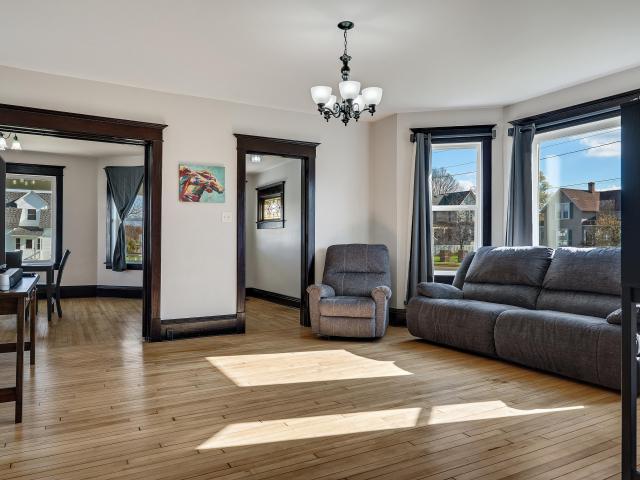 36015 Main St