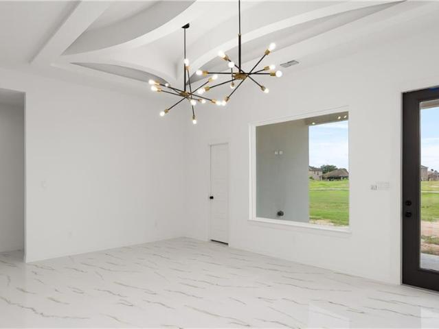 3602 Lago Superior