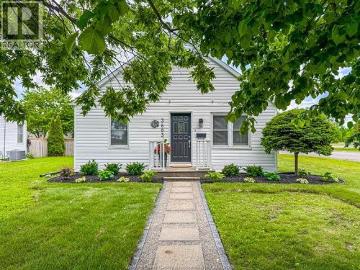 3603 Riberdy, Windsor, ON, N8W 3V9 house for sale | Listing ID 26014 | Royal LePage