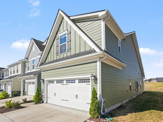 360 Camargue Ct