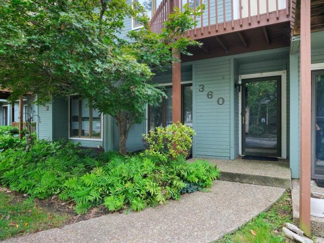 360 Crescent Spring Dr