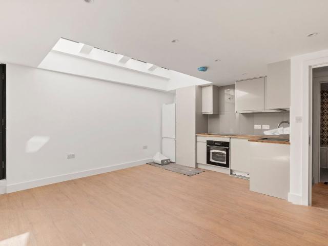 360 Goswell Road, Angel EC1V, 1 bed flat to rent, £3,000 pcm | PrimeLocation