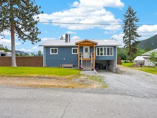 360 Gray Avenue, Merritt, BC, V0K 1Y0 house for sale | Listing ID 10390 | Royal LePage