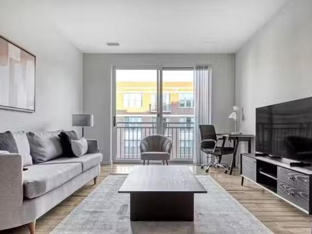 360 H St NE, H Street Corridor 1 Bedroom 1 Bath