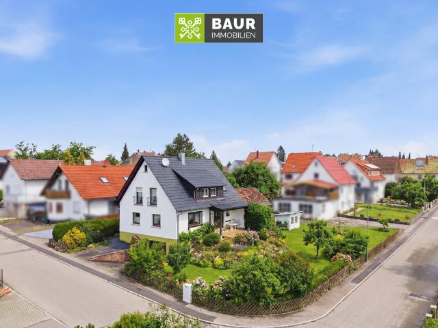 360° | Haus mit zweitem Bauplatz: Gepflegtes Einfamilienhaus mit separat bebaubarem Zusatzgrundstück