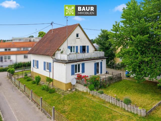 360° I Sanieren, gestalten, einziehen – Zweifamilienhaus mit Garten und Potenzial in Mochenwangen