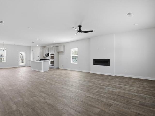 360 Jarrett Street
