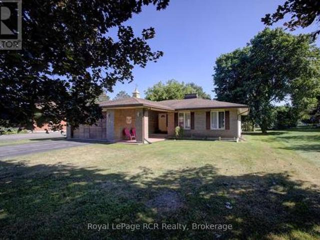 360 Main Street W, Minto, ON, N0G 2P0 house for sale | Listing ID X13632 | Royal LePage