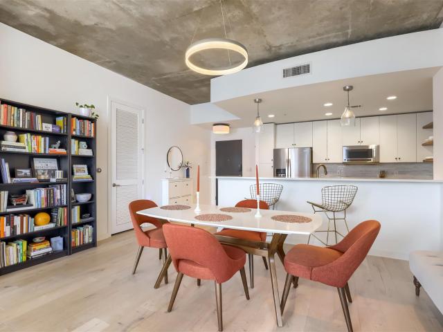 360 Nueces St # 3109