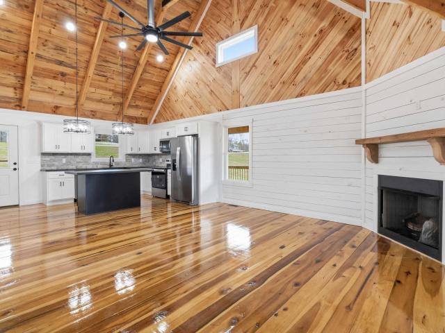 360 Pumpkin Creek Circle