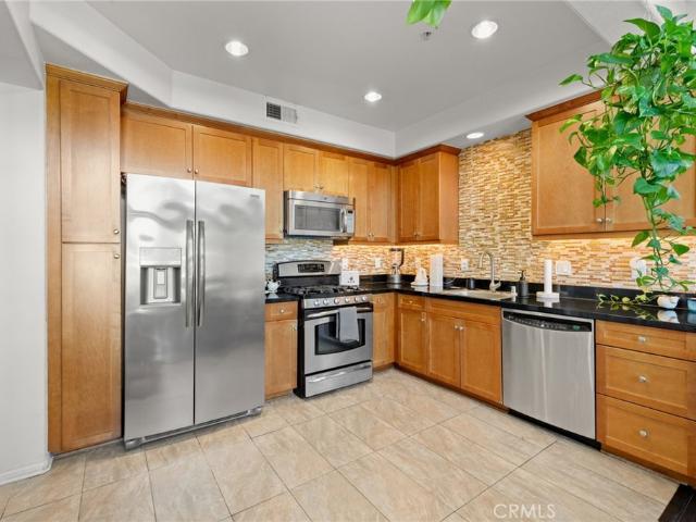 360 W Ave 26, Unit 401, Los Angeles, CA 90031 | MLS #CV25234