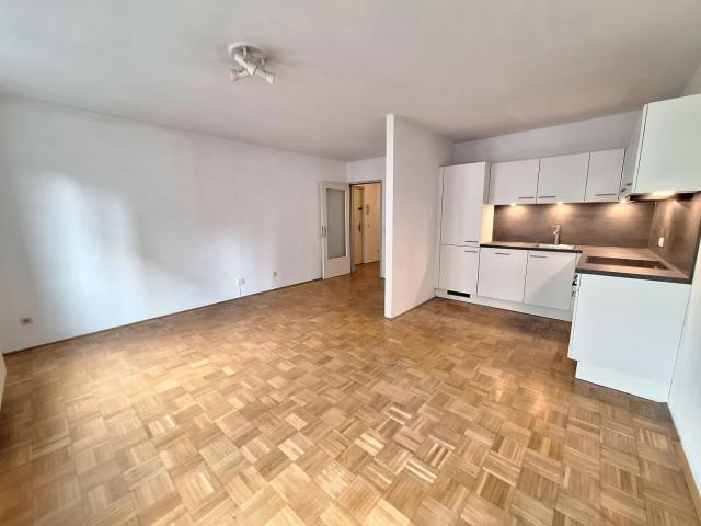 360° Tour / Zentral begehbare, teilweise hofseitige 3 Zimmer Neubauwohnung in guter Lage des 22. Bezirks
