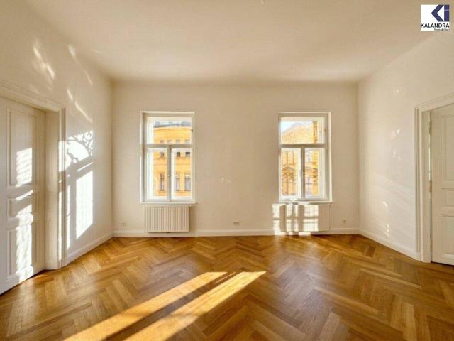 360 TOUR / DESIGN ALTBAUWOHNUNG AM TUCHLAUBEN