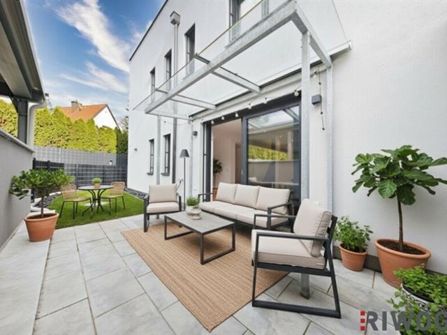 360° Tour | Doppelhaus Erstbezug mit 135m², 5 Zimmern, Eigengarten & Luftwärmepumpe | überdachter KFZ Stellplatz