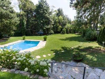 360 tour / luxury bungalow in prestigious location of grinzing / luxus bungalow in grinzinger bestlage