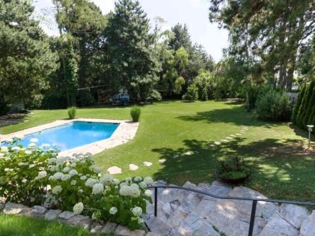 360 tour / luxury bungalow in prestigious location of grinzing / luxus bungalow in grinzinger bestlage