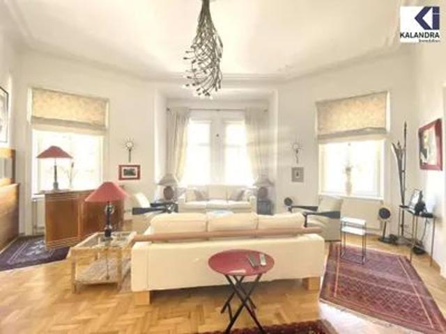 360° TOUR / MÖBLIERTE INNENSTADT STILWOHNUNG/ FURNISHED CLASSIC STYLE CITY APARTMENT