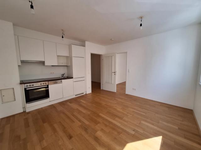 360° TOUR / Moderne, helle 2 Zimmer Neubauwohnung in sehr guter, zentraler Wohnlage