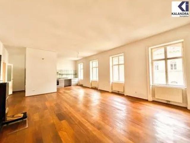 360 TOUR / REPRÄSENTATIVE STILWOHNUNG NAHE LUGECK