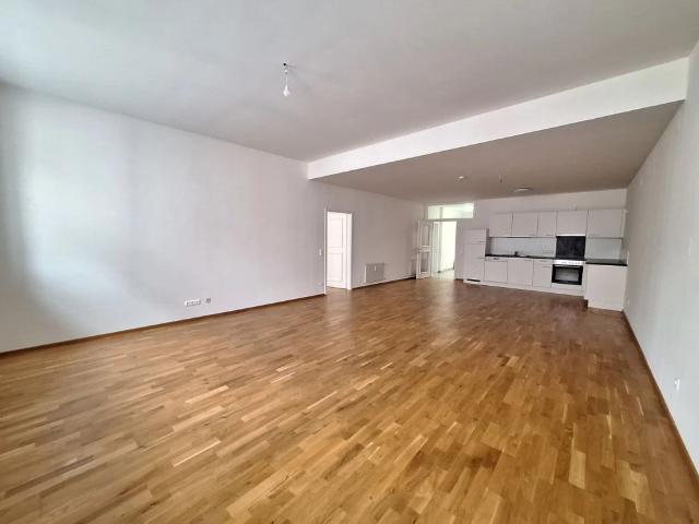 360° Tour / Sanierte, moderne 3 Zimmer Altbauwohnung in zentraler Lage von Klagenfurt