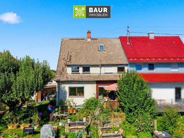 360° | Viel Raum für neue Ideen: Doppelhaushälfte mit Potenzial in Finningen