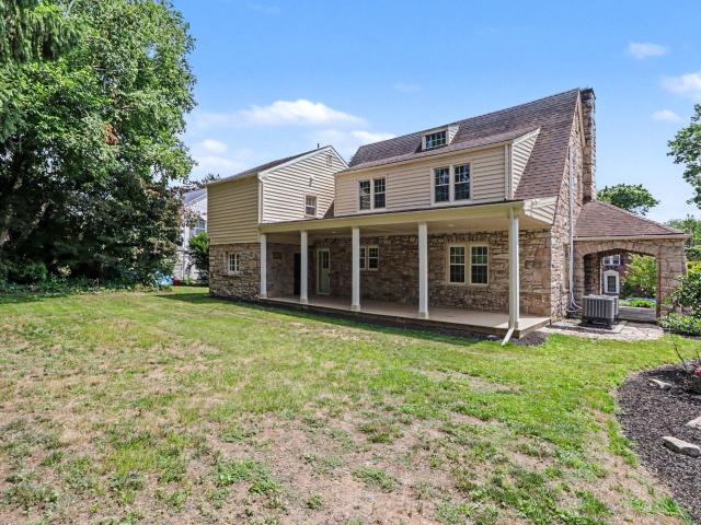 3614 Cloverfield Road