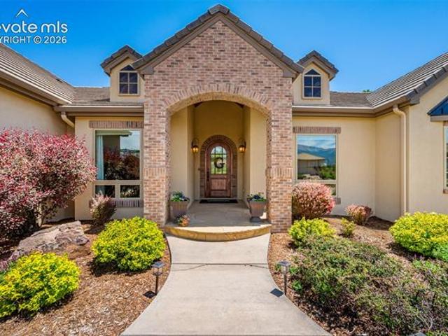 3615 Camel Grove