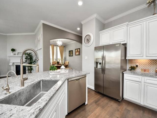3615 Pasteur Ln, Iowa Colony, TX 77583 | MLS #39322