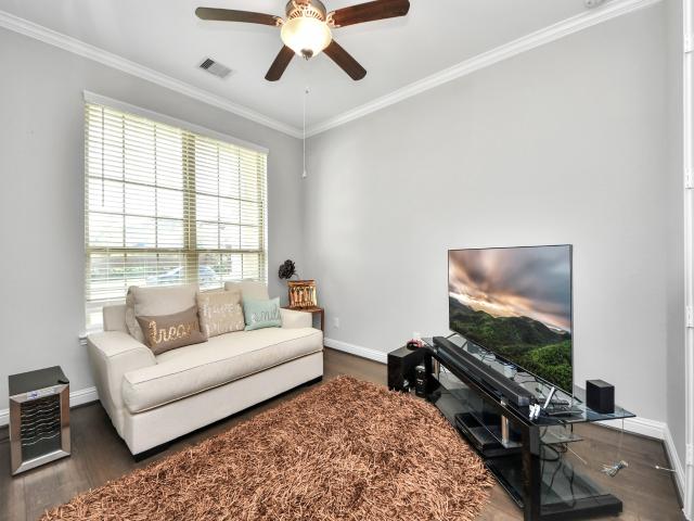 3615 Pasteur Lane