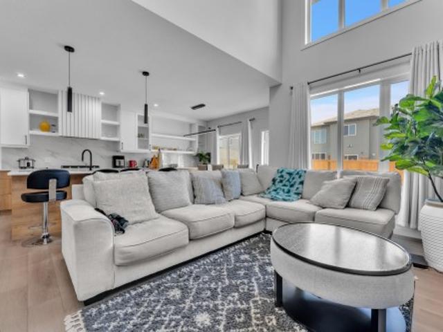 3615 42 Avenue, Beaumont, AB, T4X 3B3 house for sale | Listing ID E4501 | Royal LePage