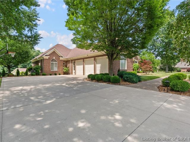 3616 Eagles Trace