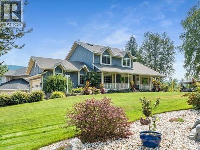 3617 14Th Avenue, Castlegar, BC, V1N 4J2 house for sale | Listing ID 10398 | Royal LePage