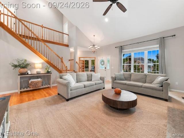 3618 Lakewood Shores Drive