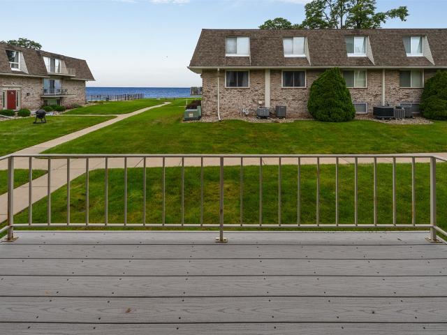 3618 Lakeshore Drive # 8