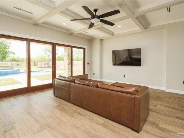 3611 Lakewood Court