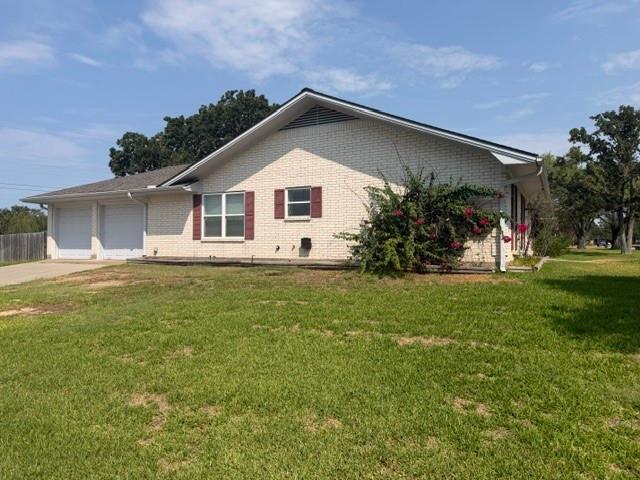 3612 Meadow Oaks Lane
