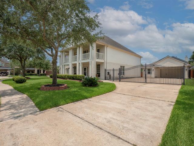 3612 Fir Hollow Way