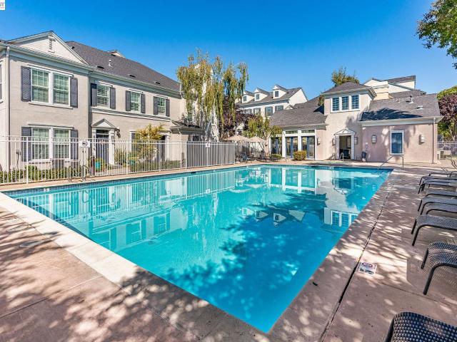 3613 Whitworth Dr
