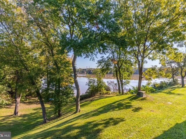361 Gatewater Court # 202