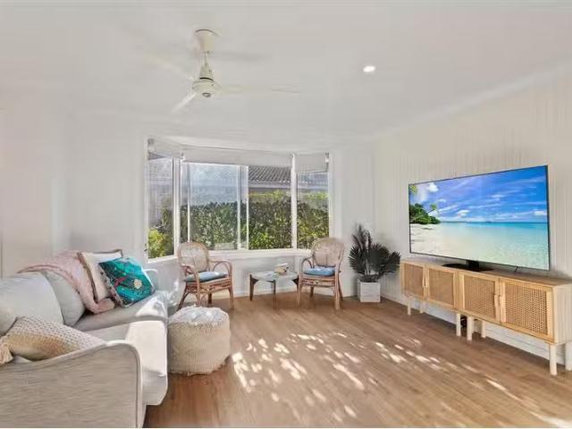 3/61 Dening Street, THE ENTRANCE Apartment for rent Listed by.