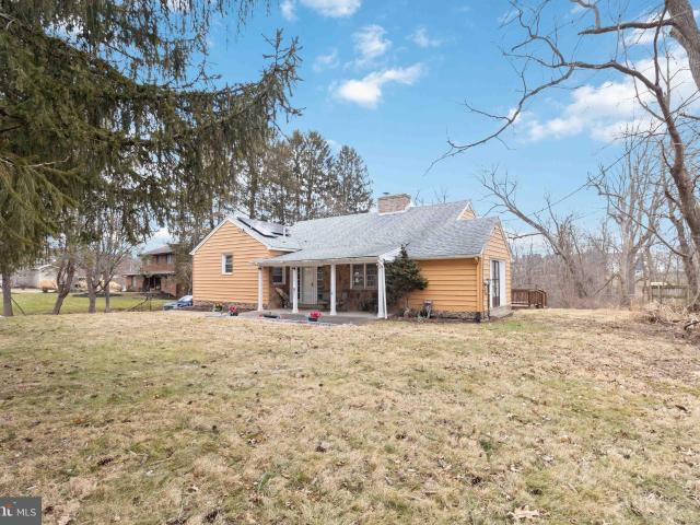 3625 Crooked Hill Rd, Harrisburg, PA 17110 | MLS #PADA2057