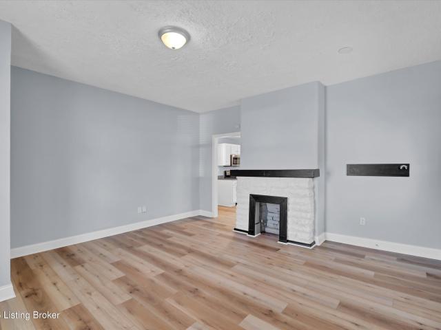 3625 Woodruff Ave