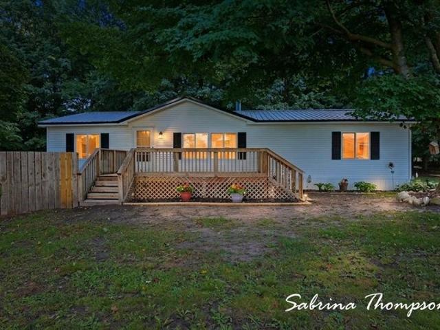 3626 N Comstock Ave, Hesperia, MI 49421