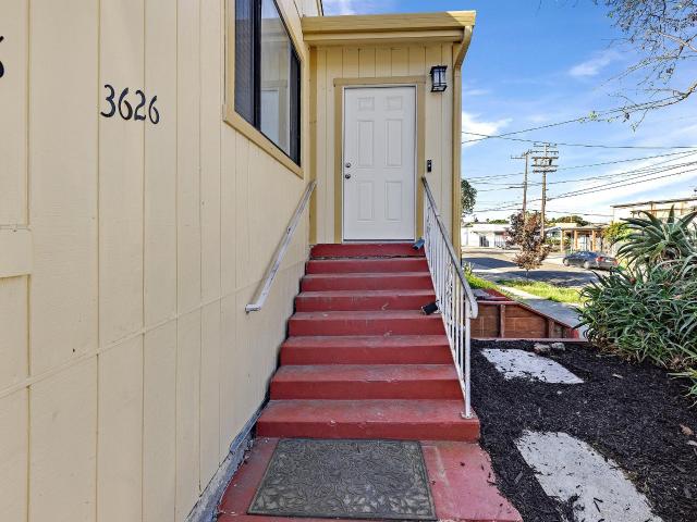 3626 A Midvale Ave
